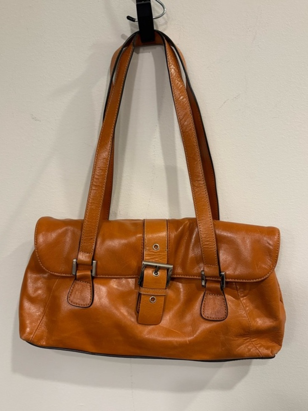 Worthington Y2K genuine leather buckle shoulder bag tan